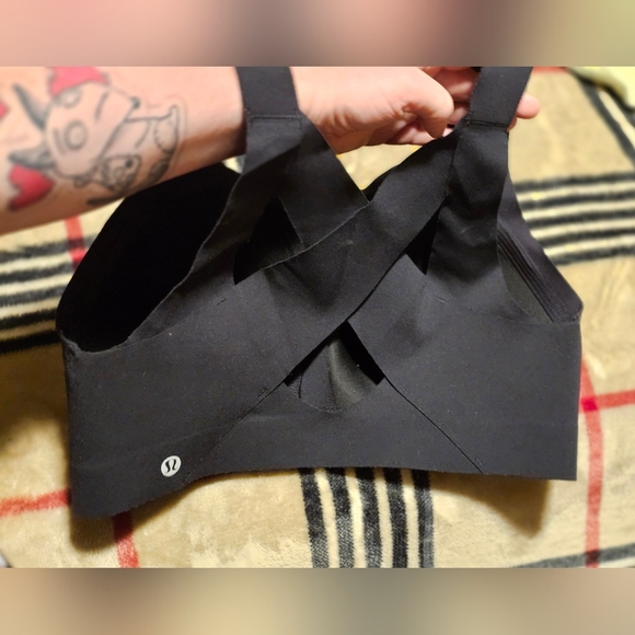 LuLuLemon 34DD Front Zip Full Coverage Mid/High Impact Sports Bra - Picture 4 of 14